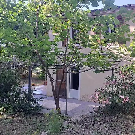 Petite Ferme Au Coeur De La Provence Holiday home