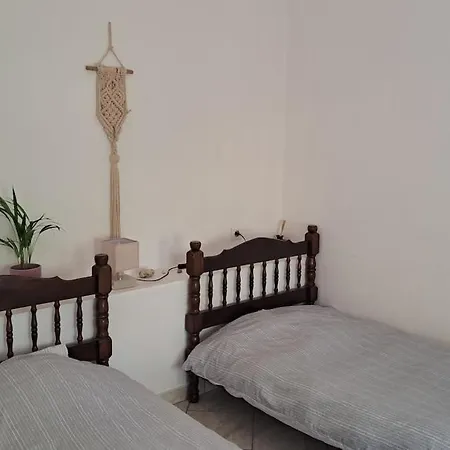 Petite Ferme Au Coeur De La Provence *